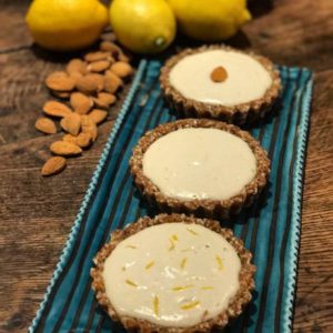 Raw lemon tart